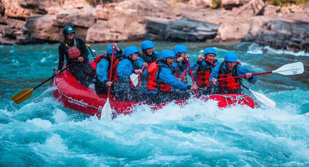Whitewater Rafting Horseshoe Canyon Banff & Lake Louise Tourism